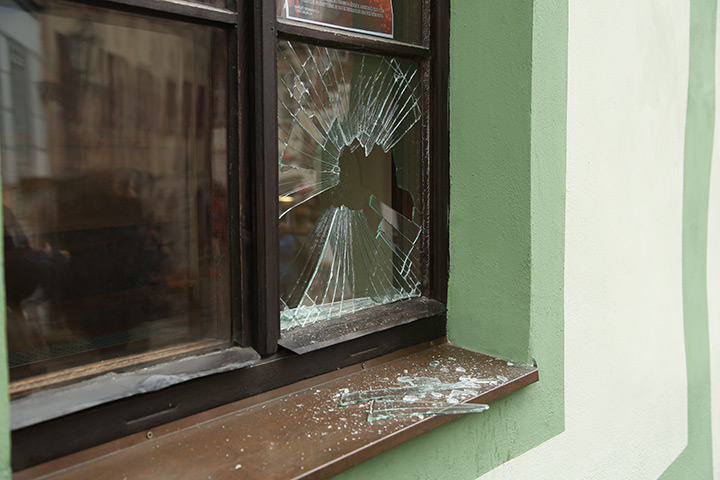 A2B Glass are able to board up broken windows while they are being repaired in Watford.